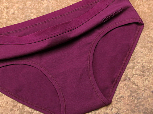 內褲怎么曬最干凈_曬內褲的正確方法