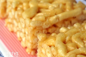 沙琪瑪可以當早餐嗎？熱量有點高