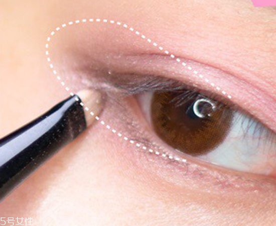 桃花眼妝容好看嗎？桃花眼妝容教程