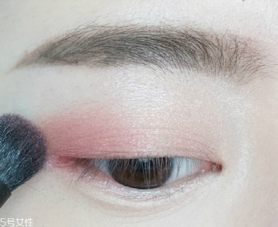 桃花眼妝容好看嗎？桃花眼妝容教程