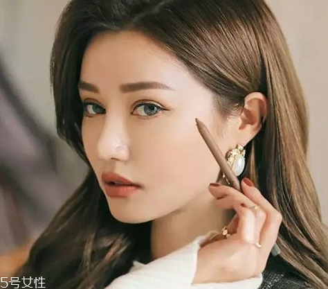 淡妝眼影怎么畫好看？好用的眼影膏和眼影產(chǎn)品推薦