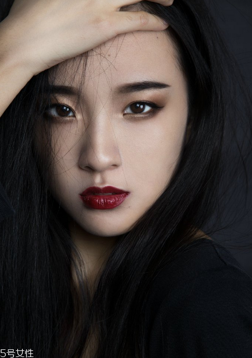 內(nèi)雙怎樣畫眼線成外雙？單眼皮內(nèi)雙女生福音