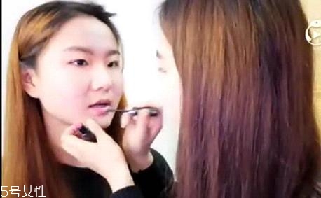 內(nèi)雙怎么畫眼線？?jī)?nèi)雙眼皮畫眼妝技巧