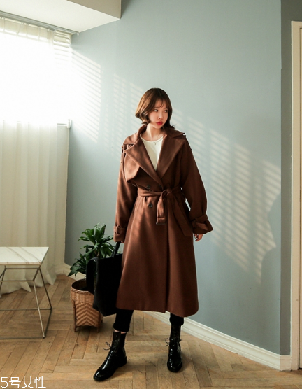 過膝大衣適合什么身材？這樣穿絕對美上天