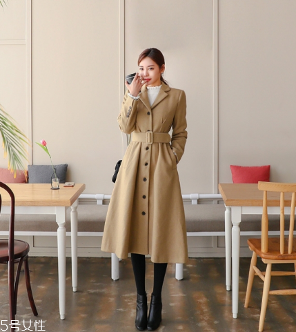 過膝大衣適合什么身材？這樣穿絕對美上天