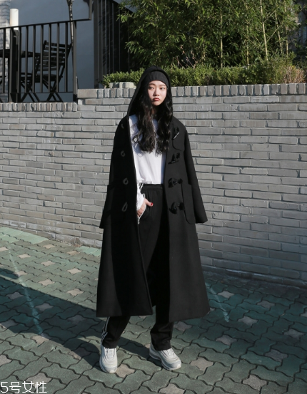 過膝大衣適合什么身材？這樣穿絕對美上天