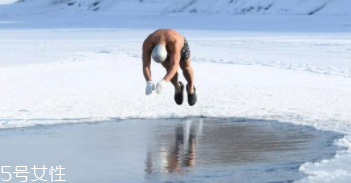 冬泳濕氣入體怎么辦？跑步能排除濕氣