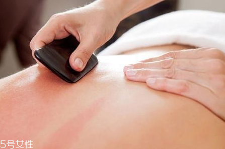 刮痧油有何作用？刮痧油好處多多