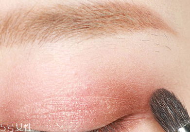 淑女妝怎么畫清新自然？教你化一個(gè)撩倒男神的妝