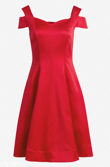 冬天紅色衣服怎么搭配？冬天就要紅