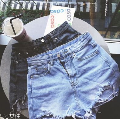 冬天怎么穿暖和又顯瘦？杜絕臃腫美美過(guò)一冬