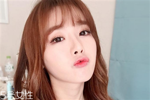 粉棕色眼妝怎么畫？蜜桃妝畫法