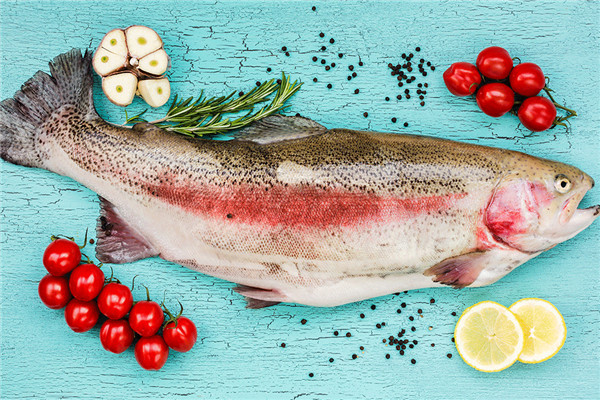 眼睛干澀吃魚(yú)肝油好還是魚(yú)油好