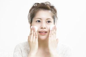 用毛巾洗臉可以嗎？油皮和中性皮可以