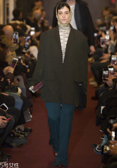 vetements2018秋冬系列服裝怎么樣_好看嗎？
