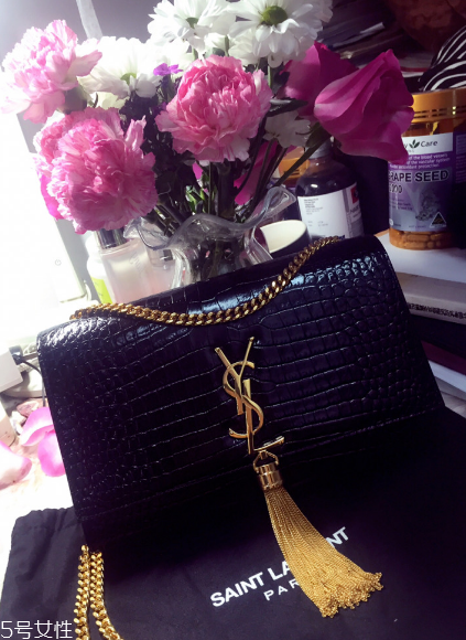 ysl流蘇包氧化怎么辦？這幾個(gè)細(xì)節(jié)千萬(wàn)要注意