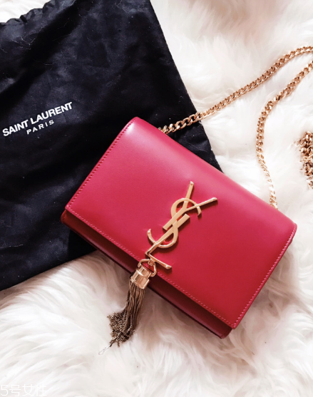 ysl流蘇包一共幾個尺寸？吸睛百分百的超級網(wǎng)紅