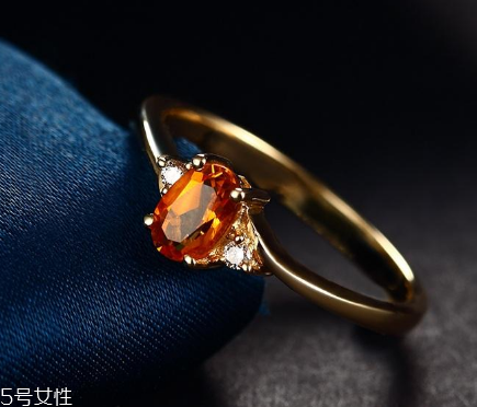 黃水晶可以碰水嗎？你不知道的水晶小知識