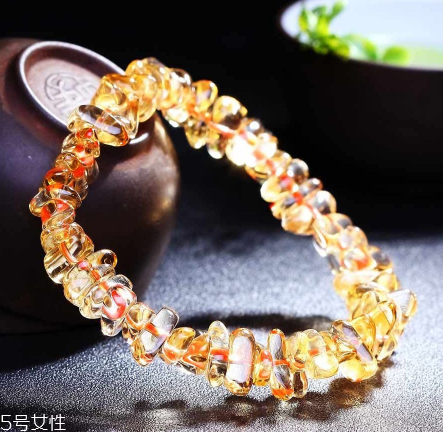 黃水晶可以碰水嗎？你不知道的水晶小知識