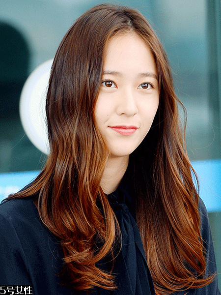 眼影需要卸妝嗎？閃亮海灘眼妝教程