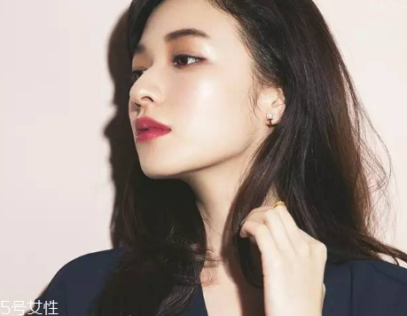 楓葉妝要掌握哪些要點(diǎn)？顯白又不挑皮