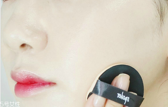 西柚色眼影怎么畫？教你畫高冷女神妝容