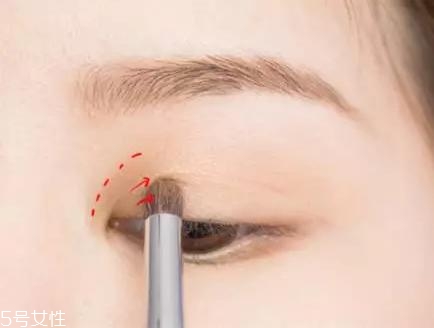 網(wǎng)紅的妝都是怎么化的？論女生眼妝的重要性