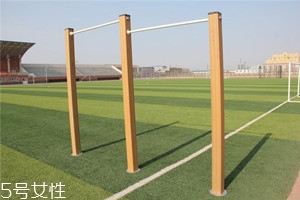 單杠的好處有哪些？練習單杠好處多多