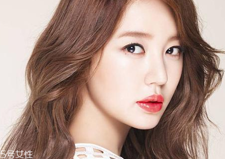 臥蠶妝需要什么化妝品？加倍放大雙眼