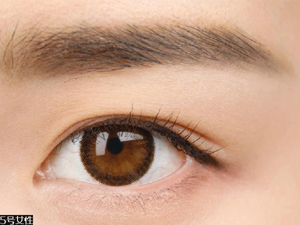 豆沙色眼妝怎么畫？超受歡迎的空氣眼妝畫法