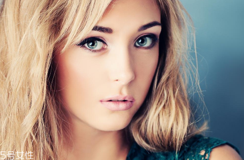 開眼角后哪些食物要忌口？開眼角后吃這些能促進傷口修復