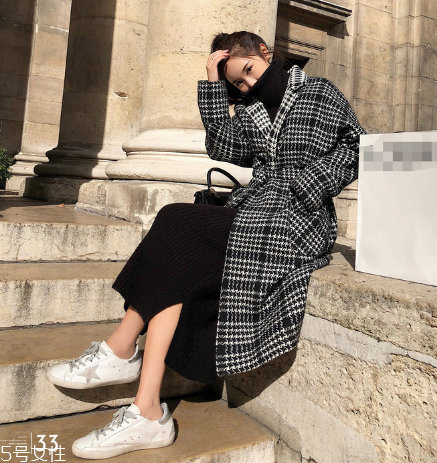 大衣買回來(lái)要洗嗎？這些衣服新買回來(lái)一定要洗