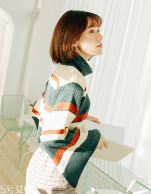 冬天內(nèi)搭怎么穿？一件毛衣搞定冬天內(nèi)搭難題