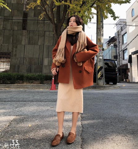 大衣干洗是怎么洗的？你不知道的干洗小秘密