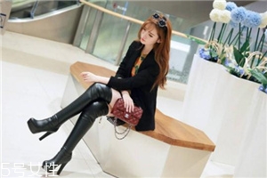 冬天過膝靴怎么搭配衣服？這個(gè)冬天酷炸天