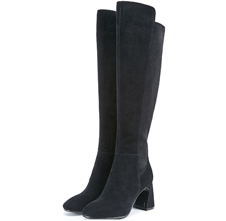 冬天過膝靴怎么搭配衣服？這個冬天酷炸天