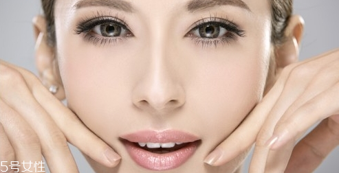 割雙眼皮怎么化妝遮瑕？割雙眼皮的十大禁忌