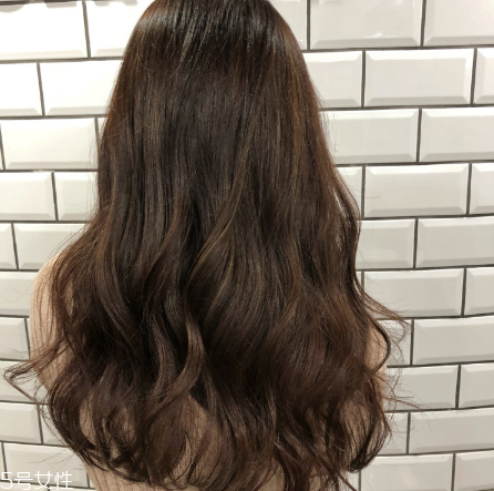 秋冬流行發(fā)色推薦 總有一款你喜歡的發(fā)色 秋冬流行發(fā)色推薦 總有一款你喜歡的發(fā)色