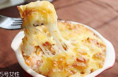 芝士焗飯要拌開吃嗎 直接吃即可 芝士焗飯要拌開吃嗎 直接吃即可