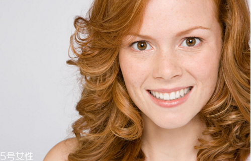 怎么預防開眼角疤痕增生？保證手術(shù)部位的清潔護理