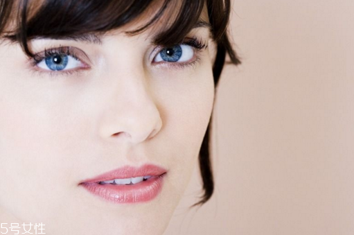 開眼角拆線后怎么清潔眼部？開眼角后可以適當(dāng)洗臉清潔