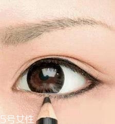 眼線液筆不出水怎么辦？畫眼線的常見誤區(qū)