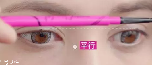 眼線液筆不出水怎么辦？畫眼線的常見誤區(qū)