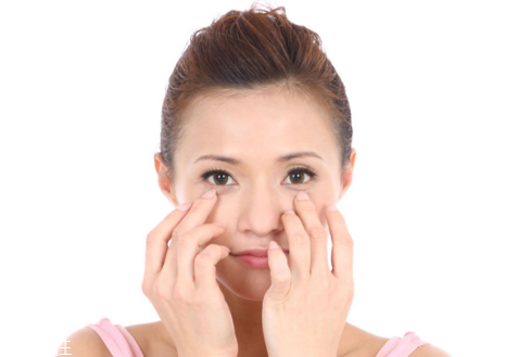 開眼角有什么風(fēng)險(xiǎn)？開眼角并不適合所有人