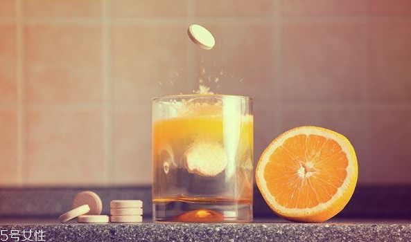 預(yù)防黃斑部病變吃什么好 必吃5大營養(yǎng)素 預(yù)防黃斑部病變吃什么好 必吃5大營養(yǎng)素