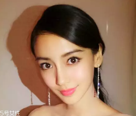 新手適合用什么顏色的陰影？中性色調(diào)最適合