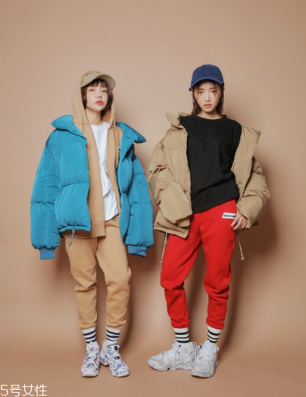 卡其色棉服怎么搭配？盡顯冬日氣質(zhì)范兒