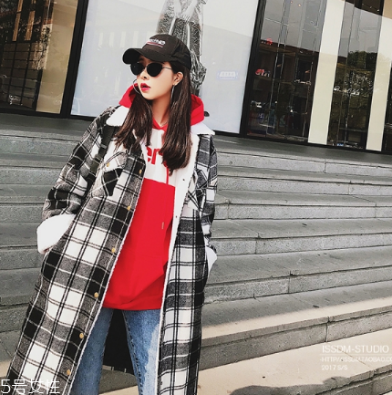 紅色衛(wèi)衣適合什么人穿？紅紅火火過新年