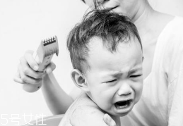 剪發(fā)能促進頭發(fā)生長嗎？毫無關系