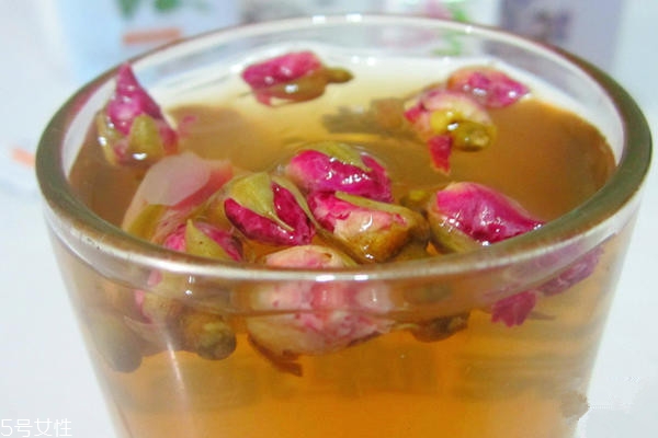 哪些人不能喝玫瑰花茶 四類(lèi)人不適合